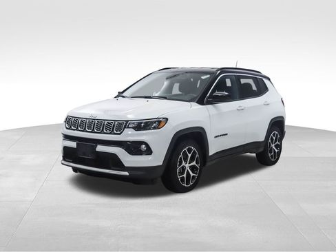 Used 2024 Jeep Compass Limited image 1