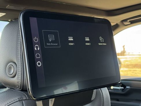 New 2026 GMC Yukon XL Denali w/ Denali Reserve Package image 27