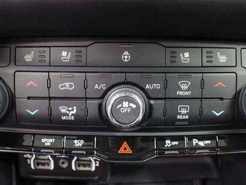 Used 2025 Dodge Durango R/T AWD/4WD image 57