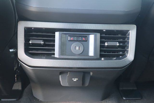 New 2026 Ford F250 Platinum AWD/4WD image 13