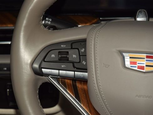 Used 2024 Cadillac Escalade ESV Sport Platinum w/ LPO, ONYX Package AWD/4WD image 40