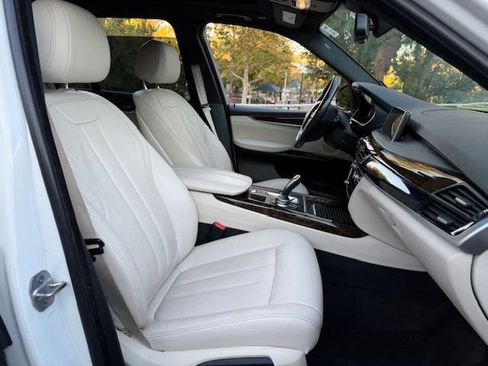 Used 2017 BMW X5 sDrive35i image 9