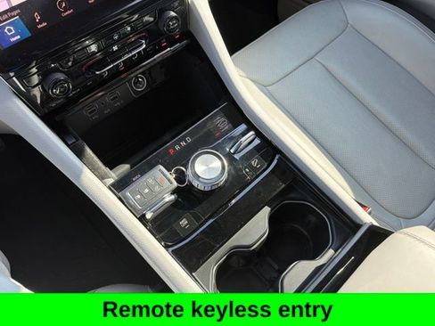 Used 2023 Jeep Grand Cherokee L Overland AWD/4WD image 27