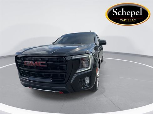 Used 2021 GMC Yukon XL AT4 w/ AT4 Premium Plus Package AWD/4WD image 3