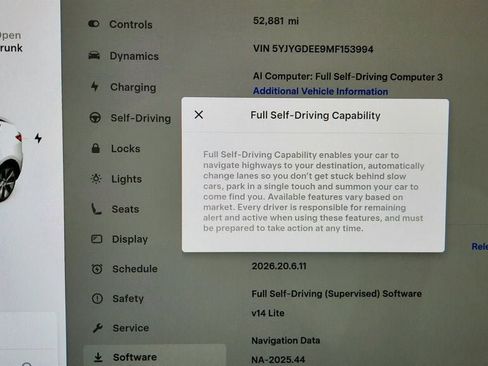 Used 2021 Tesla Model Y Long Range AWD/4WD image 16