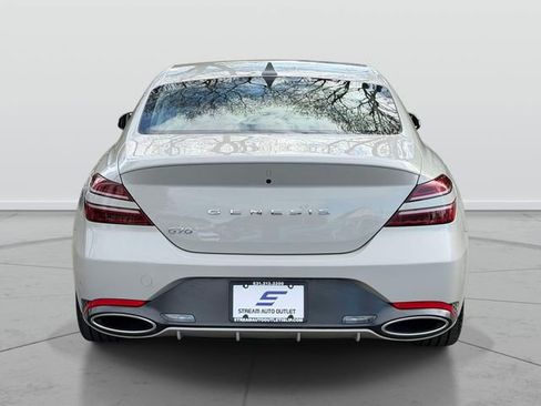 Used 2025 Genesis G70 2.5T RWD image 7