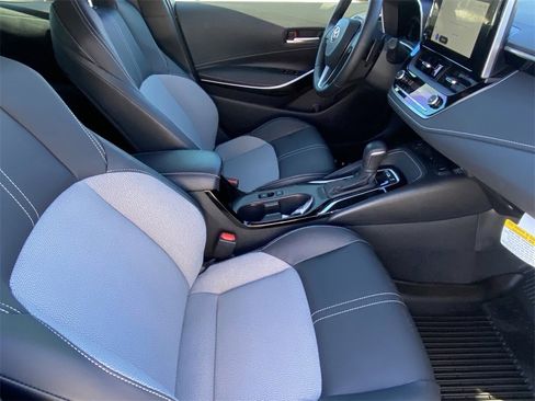 Certified 2025 Toyota Corolla XSE image 14