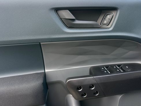 New 2026 Ford Maverick XL image 10