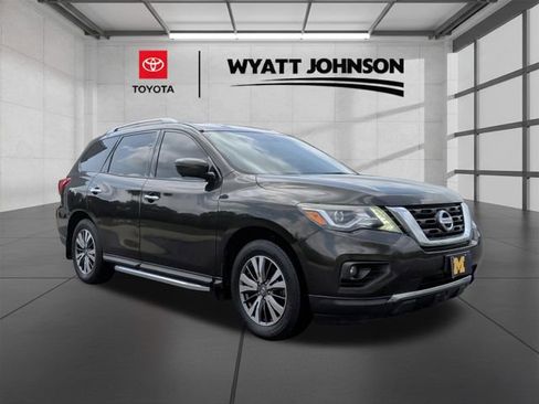 Used 2017 Nissan Pathfinder SL w/ SL Tech Package AWD/4WD image 6