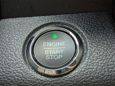 Used 2021 Ford Expedition XLT w/ Cargo Package image 30