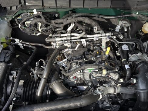 New 2025 Ford Bronco Outer Banks w/ Sasquatch Package AWD/4WD image 35