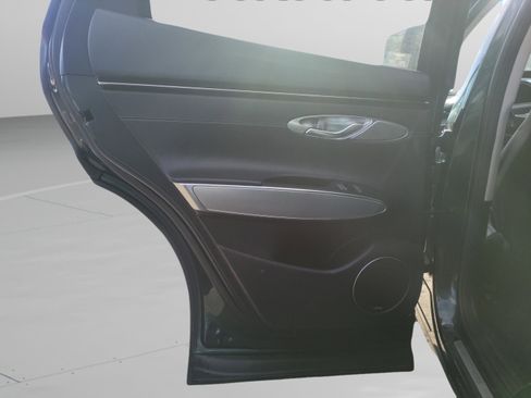 Used 2022 Genesis GV70 2.5T w/ Select Package image 30