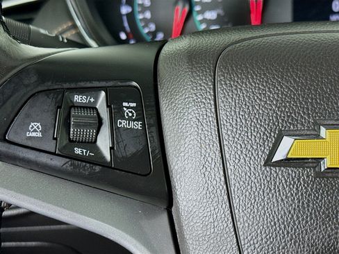 Used 2017 Chevrolet Trax LT w/ LT Convenience Package image 13