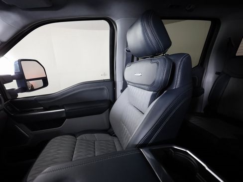 Used 2024 Ford F450 Limited w/ FX4 Off-Road Package image 44