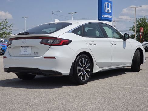 Used 2023 Honda Civic EX-L image 16