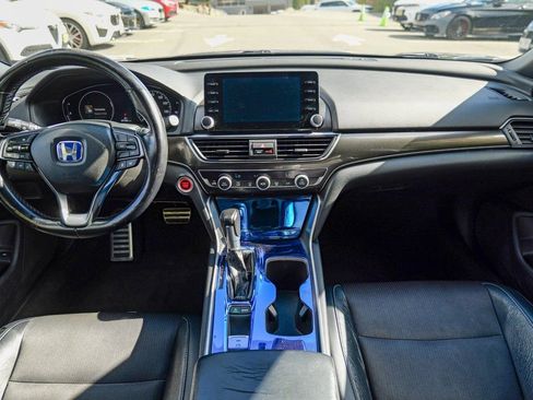 Used 2018 Honda Accord Sport image 36