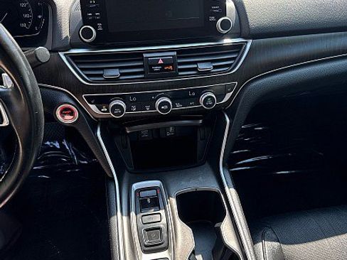 Used 2019 Honda Accord EX-L image 5