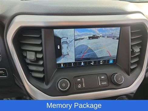 Used 2023 GMC Acadia SLT w/ Technology Package image 29