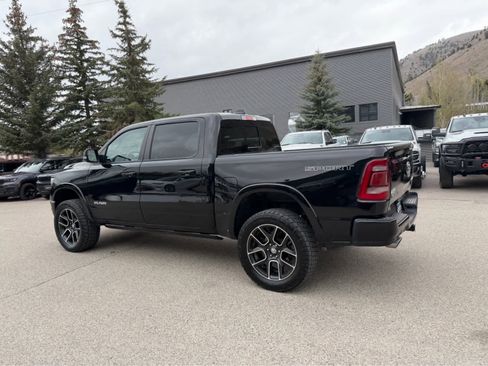 Used 2022 RAM 1500 Laramie AWD/4WD image 15