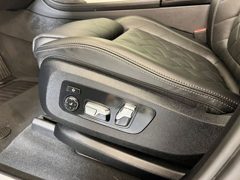 Certified 2023 BMW X7 xDrive40i w/ Premium Package image 13