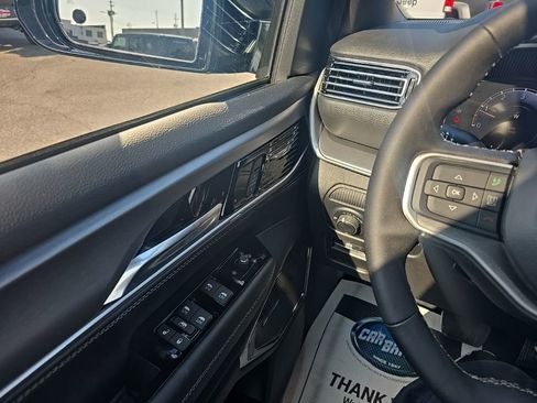 New 2026 Jeep Grand Wagoneer Limited image 15