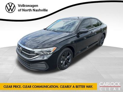 Used 2023 Volkswagen Jetta SE w/ Panoramic Sunroof Package