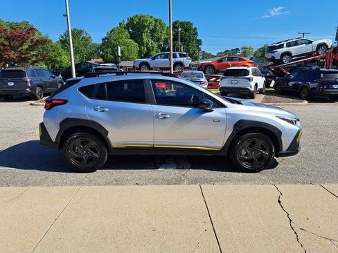 Used 2025 Subaru Crosstrek 2.5i Sport AWD/4WD image 7
