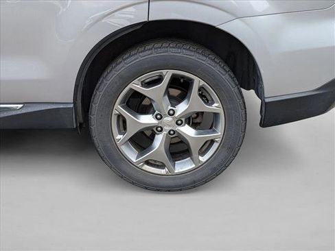 Used 2015 Subaru Forester 2.5i Touring w/ Eyesight & Navigation System image 10