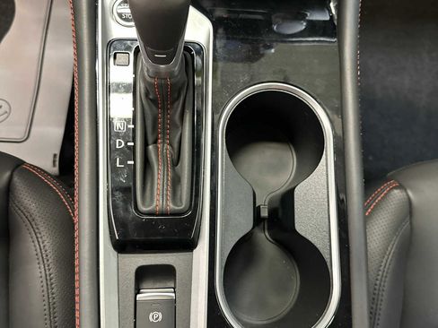 New 2025 Nissan Altima 2.5 SR image 16