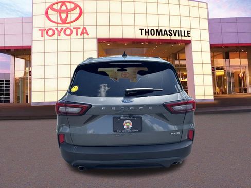 Used 2025 Ford Escape ST-Line AWD/4WD image 6