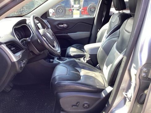 Used 2014 Jeep Cherokee Limited w/ Luxury Group image 21