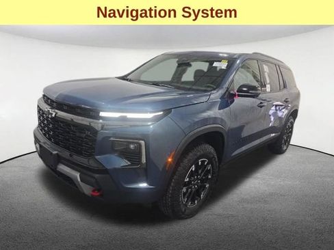 Used 2026 Chevrolet Traverse Z71 w/ LPO, Floor Liner Package AWD/4WD image 4