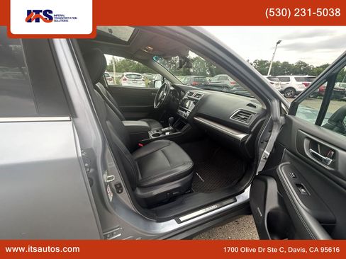 Used 2017 Subaru Outback 2.5i Limited image 12