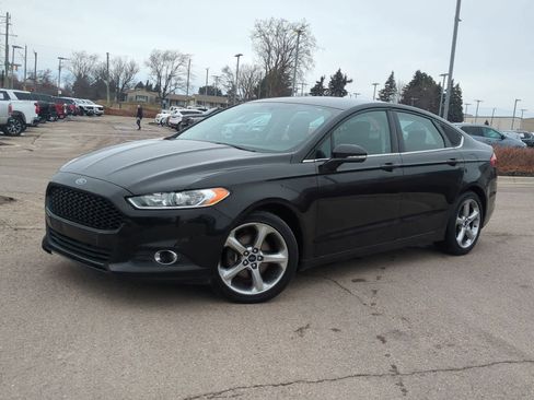 Used 2014 Ford Fusion SE w/ Equipment Group 201A image 1