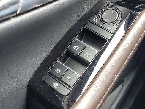 New 2025 MAZDA CX-30 AWD 2.5 S w/ Premium Package image 16