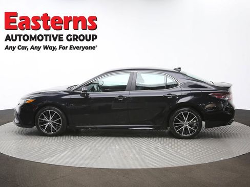 Used 2024 Toyota Camry SE image 59