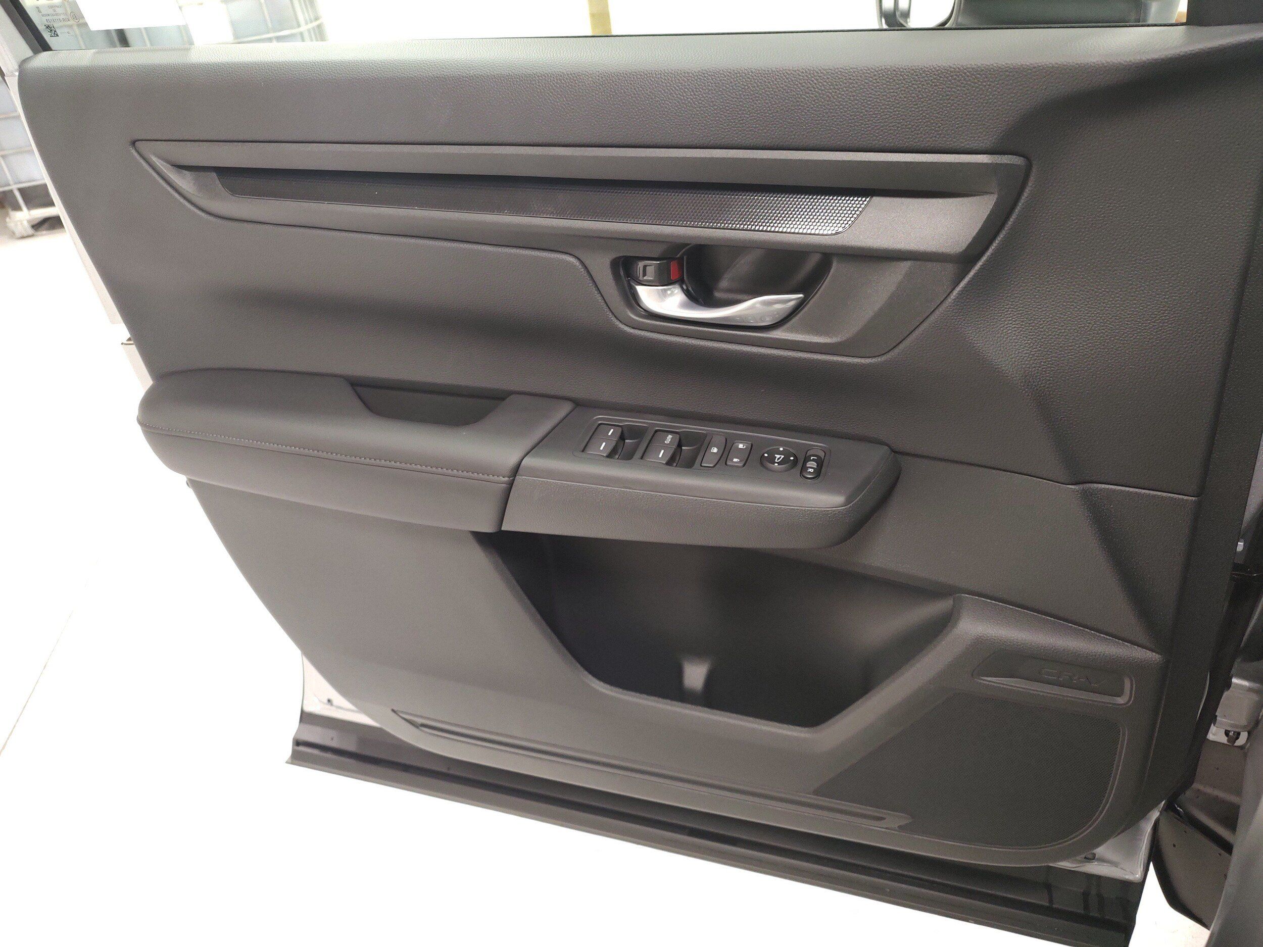 New 2027 Honda CR-V LX image 9