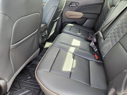 New 2026 GMC Canyon Denali image 21