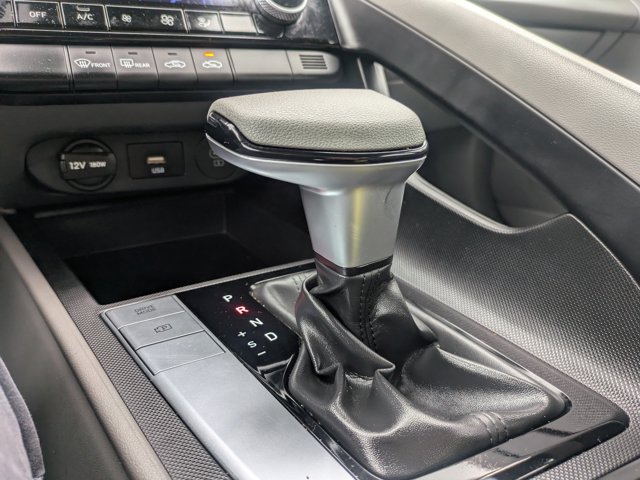Used 2024 Hyundai Elantra SEL FWD image 29