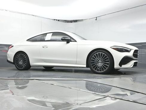 Used 2024 Mercedes-Benz CLE 300 4MATIC Coupe image 28