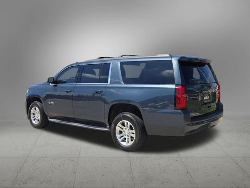 Used 2019 Chevrolet Suburban LT w/ Texas Edition Package RWD image 4