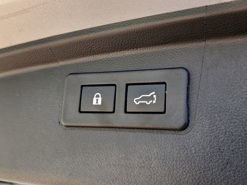 Used 2025 Subaru Outback Premium AWD/4WD image 28