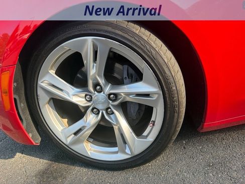 Used 2019 Chevrolet Camaro SS RWD image 11
