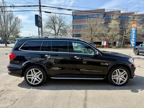 Used 2016 Mercedes-Benz GL 63 AMG 4MATIC image 6
