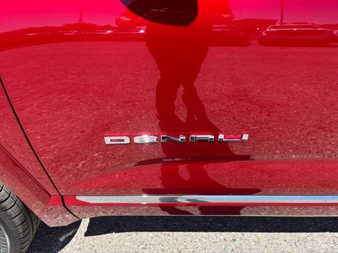 New 2026 GMC Terrain Denali AWD/4WD image 9