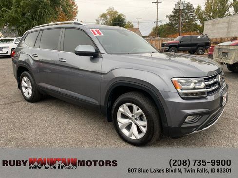 Used 2018 Volkswagen Atlas SE image 1