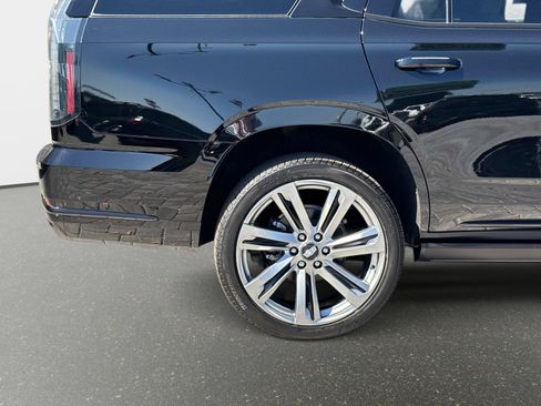 Used 2026 Cadillac Escalade Platinum Sport image 21