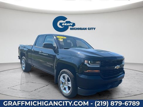Used 2016 Chevrolet Silverado 1500 Custom w/ Custom Convenience Package AWD/4WD image 7