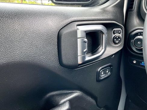 Used 2023 Jeep Wrangler Unlimited w/ 8.4" Radio Group AWD/4WD image 30