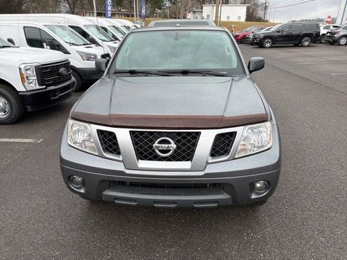 Used 2017 Nissan Frontier Desert Runner image 2